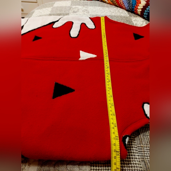 Upcycled sleeveless vest - Picture 10 of 14